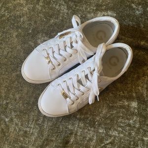 GUESS Sneakers